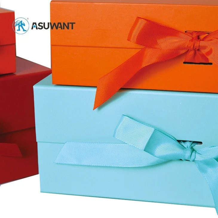 Custom Logo Magnet Closure Rigid Paperboard Boxes With Ribbon factory